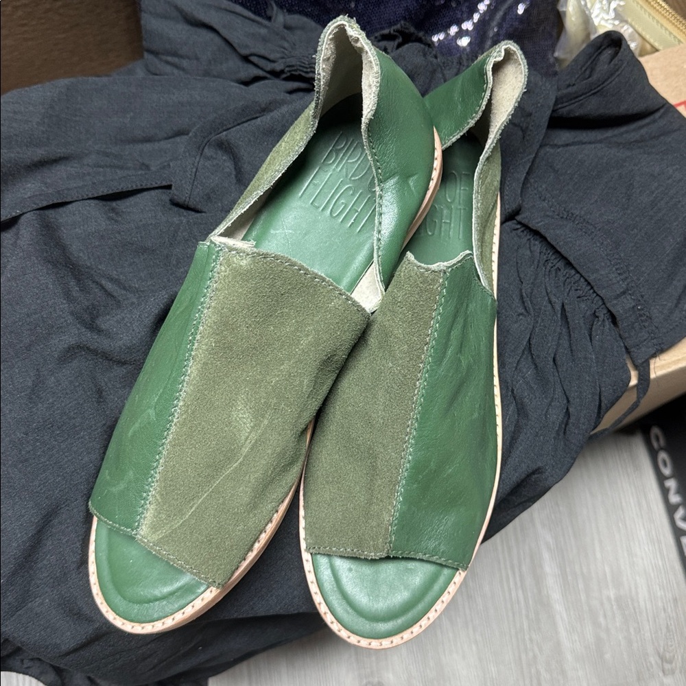 Donald J. Pliner Olive Green Women's Flats